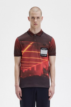 Fred Perry Graphic Print Men's Shirt Stadium Red | UKQNX1037