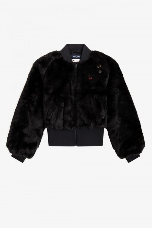 Fred Perry Heart Detail Faux Fur Women's Jackets Black | MWHVA1357