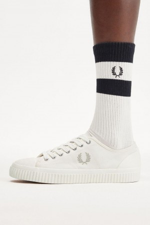 Fred Perry Low Hughes Men's Plimsolls Light Beige Oatmeal | BJFZU9816