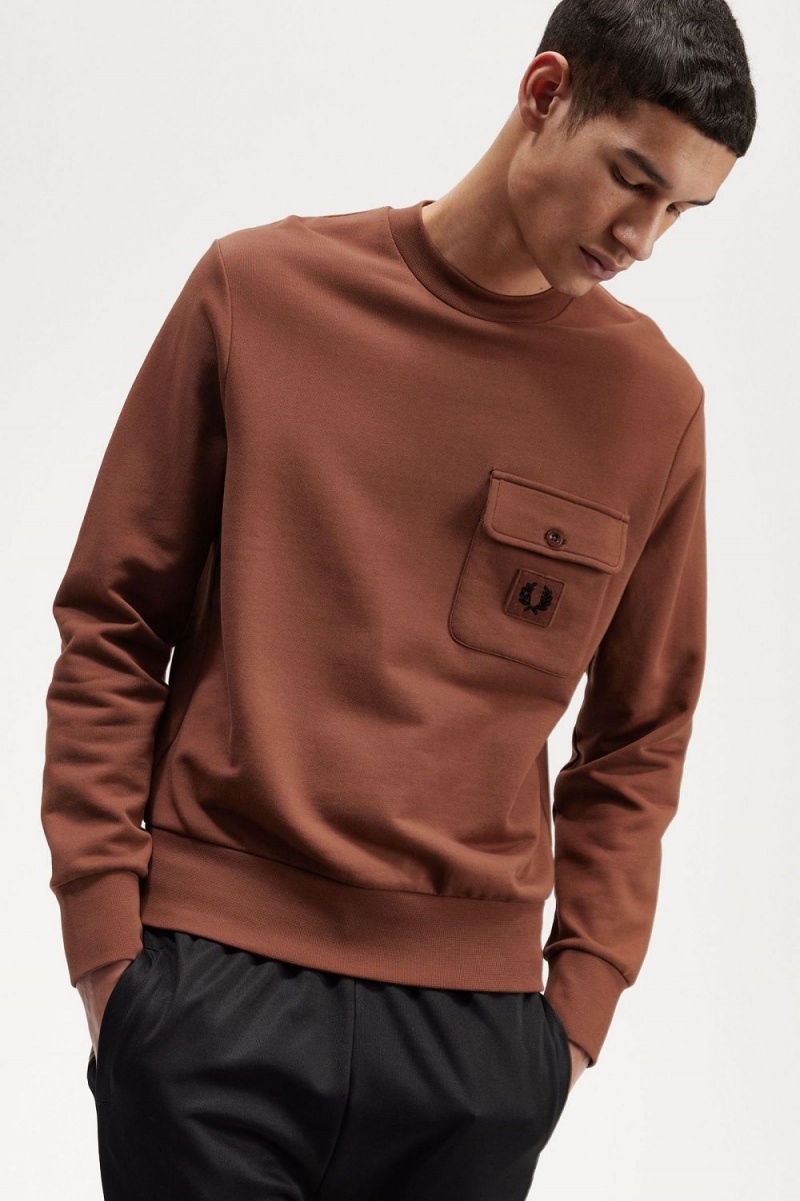 Fred Perry Badge Detail Crew Neck Men's Sweatshirts Whisky Brown | PQJYU7625