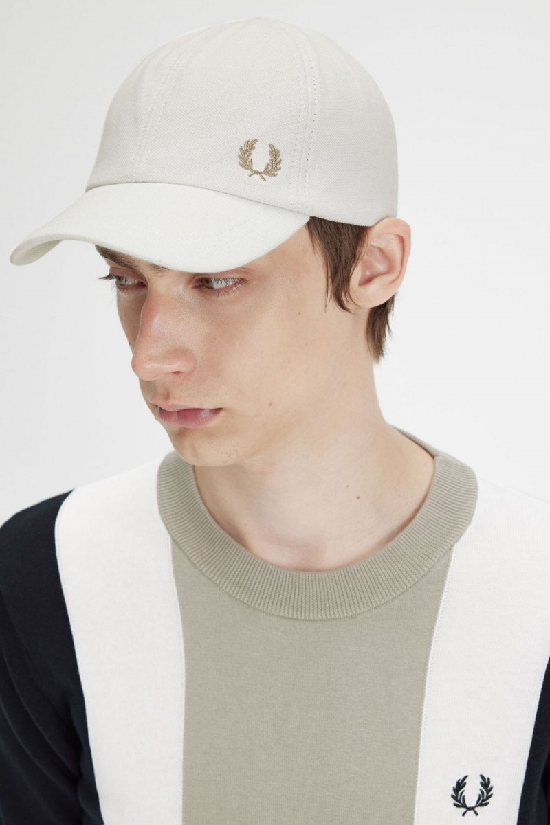 Fred Perry Classic Pique Men's Caps Snow White Green | PZSFT2450