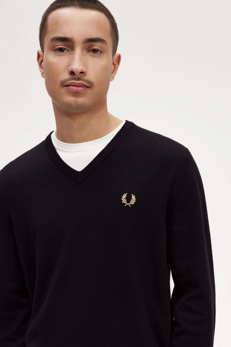 Fred Perry Classic V-Neck Men's Jumper Black | YCVQP0698