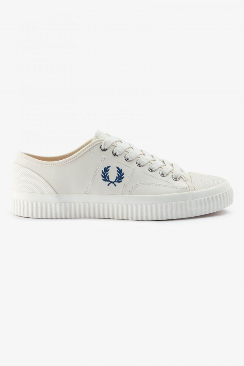 Fred Perry Hughes Low Men\'s Plimsolls Light Beige Shaded Cobalt | SLBVZ6501