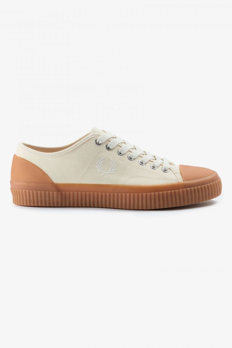 Fred Perry Low Hughes Men's Plimsolls Beige Light Beige | NBAOW5891