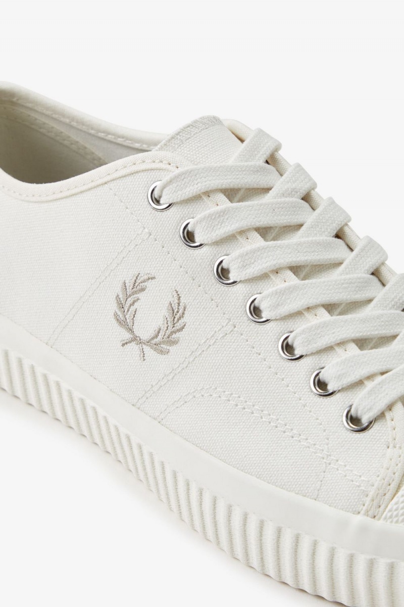 Fred Perry Low Hughes Men's Plimsolls Light Beige Oatmeal | BJFZU9816