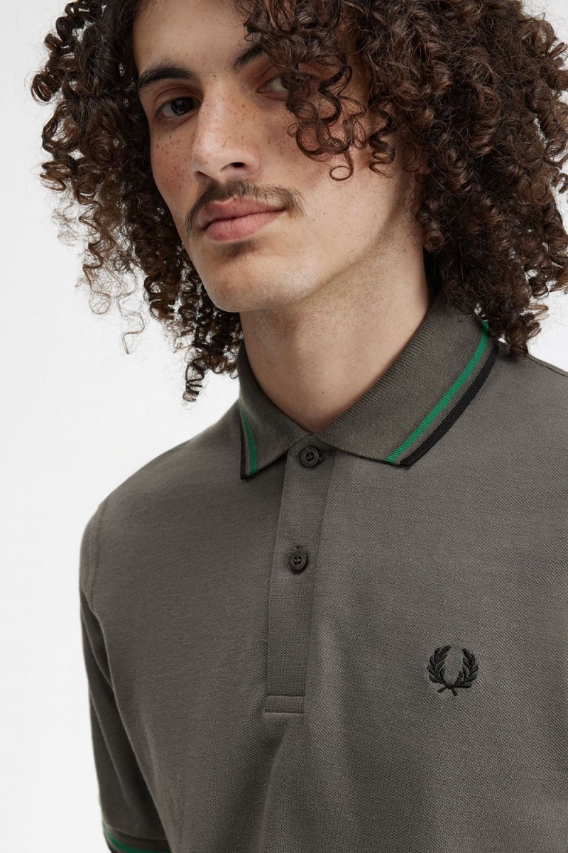 Fred Perry M12 Men's Shirt Field Green Green Black | LUPOX6308