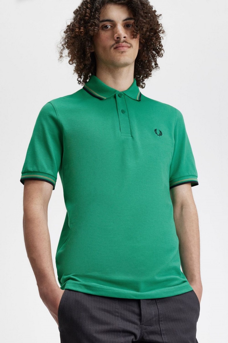 Fred Perry M12 Men's Shirt Green Field Green Black | RITFL3960