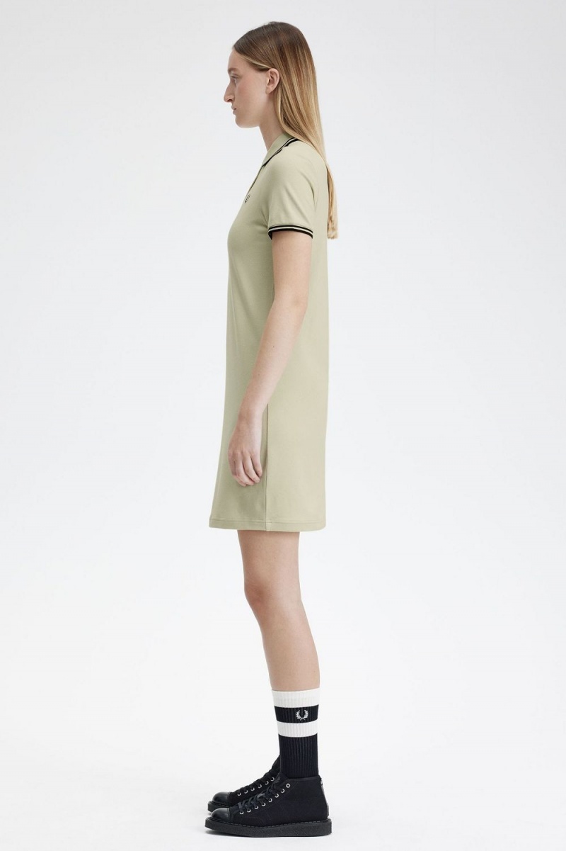 Fred Perry Twin Tipped Shirt Women's Dress Oatmeal | EVXCI7520